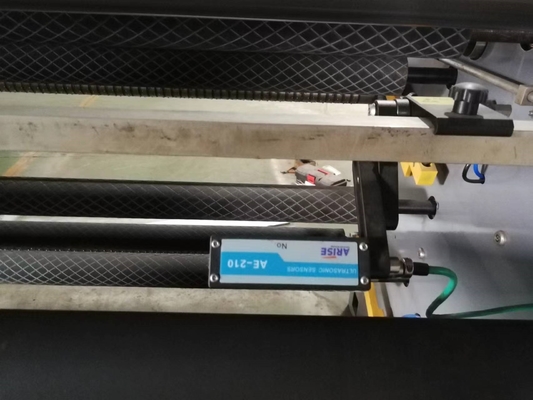 HJ-1100A-III स्लिटिंग रिवाइंडर BOPP मशीन 0.5mm 1100mm चौड़ाई 450m/न्यूनतम 13KW