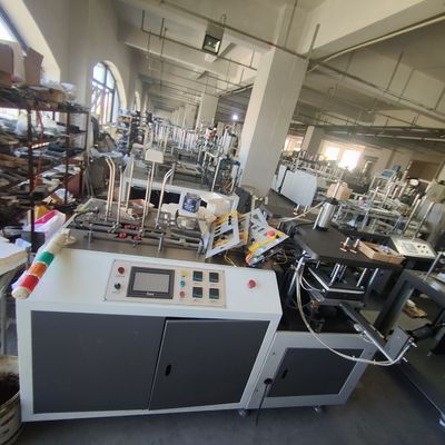 गर्म पिघल चिपकने वाली प्रक्रिया कार्टन मशीन सजावटी कार्य खाद्य कार्टन डिस्पोजेबल लंच बॉक्स