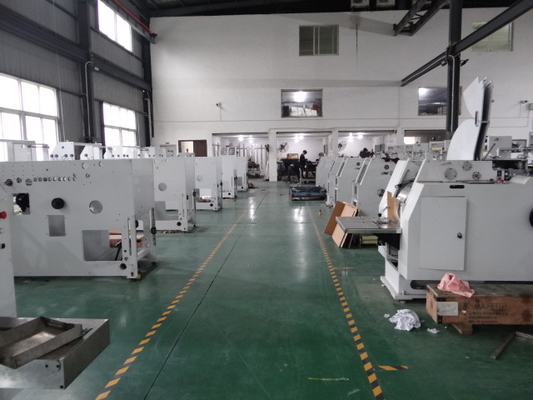 किराना क्राफ्ट पेपर बैग बनाने की मशीन 13500*2300*2000mm 3 चरण