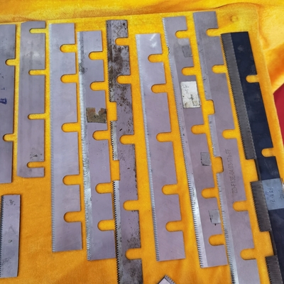 रोटरी डाई कटिंग मेटल स्लीटिंग राउंड ब्लेड्स इंडस्ट्रियल कॉपर एल्युमिनियम फॉयल