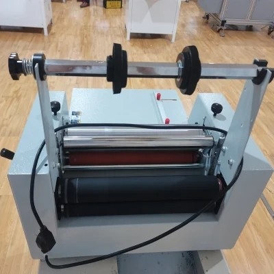 OPP 900mm Slitting Rewinder Machine 5m / Min Nonweaving Film Laminating